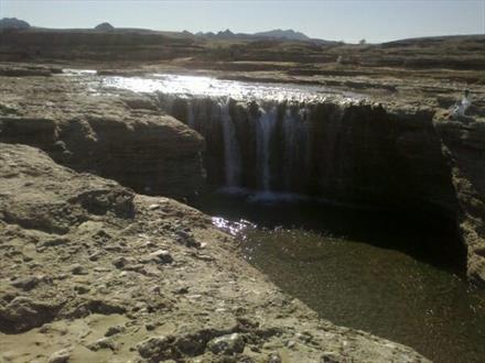 آبشار اسفند جاذبه ای ناشناخته در سیستان و بلوچستان