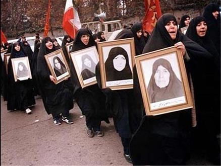 چگونگی حل تعارض احساسات لطیف زنانه با روحیه جهادی و شهادت زن مجاهد مسلمان ایرانی