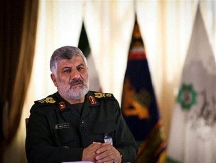 امنیت و اشتغال، اولویت سپاه در مناطق مرزی/ مشکلی با دولت‌ها نداریم