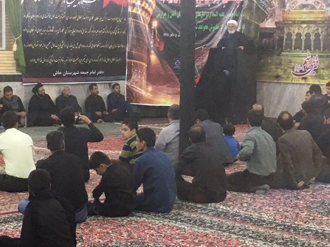 گزارش تصویری/ برگزاری مراسم سینه زنی و زنجیر زنی عزاداران حسینی در خاش