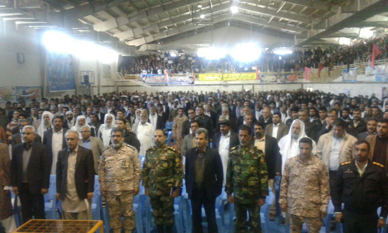 تیتر: گزارش تصویری/ تجمع بزرگ گرامیداشت حماسه 9 دی در شهرستان خاش