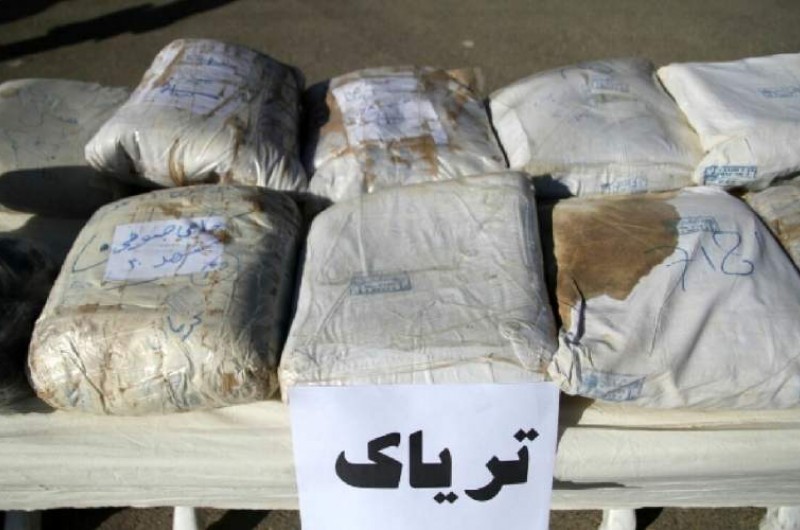 کشف مواد افیونی و هلاکت سوداگر مرگ در مرزهای سیستان و بلوچستان