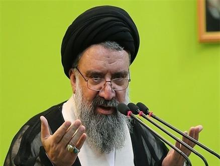 اینکه برخی بنا بر رای مردم به آنها نمره می‌دهند همان کار منافقین است/ کیست که گرانی‌ها را ببیند و رنج نکشد/ استراتژی نظام با تغییر افراد عوض نمی‌شود
