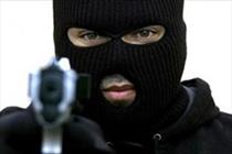 سارق حرفه ای در آزادشهر دستگیر شد