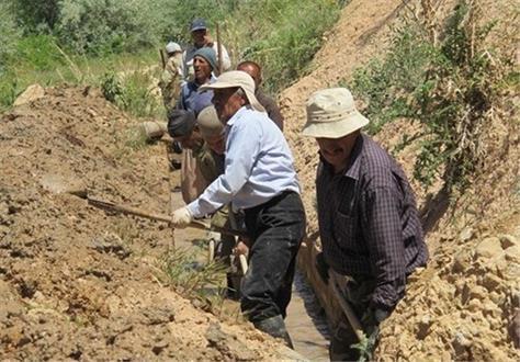  طرح ملی اصلاح الگوی کشت در شهرستان خاش اجرا شد 