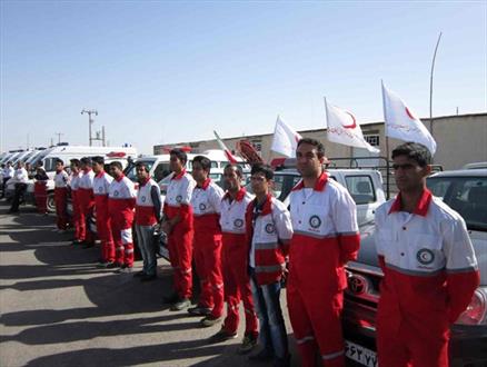 500 امدادگر هلال احمر شهرستان خاش آماده خدمات رساني به مسافران و گردشگران نوروزي/ سياه چادر استقبال از مسافران نوروزي در پليس راه خاش برپا شد