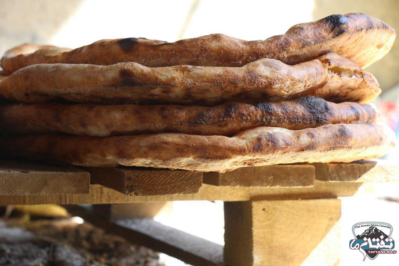 گزارش تصويري/ احياء پخت نان سنتي و محلي در جنوب شرق كشور