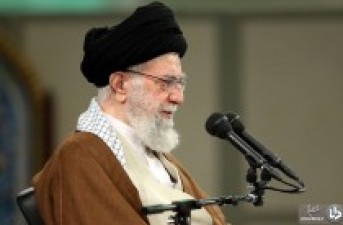 امام را هیچکس نمی‌تواند از حافظه تاریخ پاک کند/ امام جریان بیداری اسلامی را در دنیای اسلام به راه انداخت