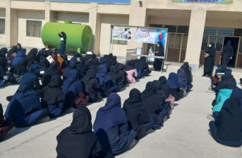 نشست روشنگری در امور دانش آموزان در بحث عفاف و حجاب