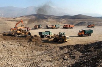 ۹۰ درصد معادن سیستان و بلوچستان به نیروهای بومی واگذار شده است