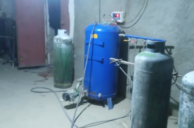 پلمپ یک واحد شارژ غیر مجاز گاز LPG در خاش