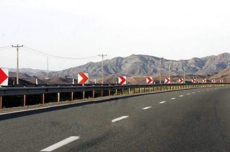 خط‌کشی ۵۵۰ کیلومتر از محورهای مواصلاتی سیستان و بلوچستان