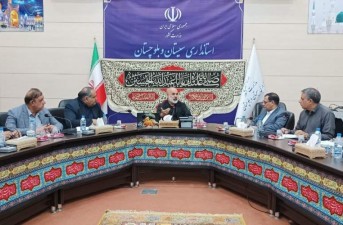 مرزنشینان باید از عواید مرز بهره ببرند