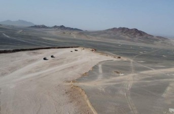 از دل کوه سیستان طلای سرخ برمی‌خیز