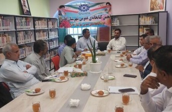 کمبود امکانات چالش‌های کتاب‌خوانی خاش