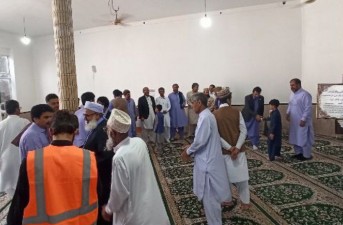 میز خدمت مدیریت آموزش‌وپرورش در مسجد جامع شهرستان خاش بر گزار شد