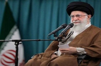 حج یک فریضه صددرصد سیاسی است