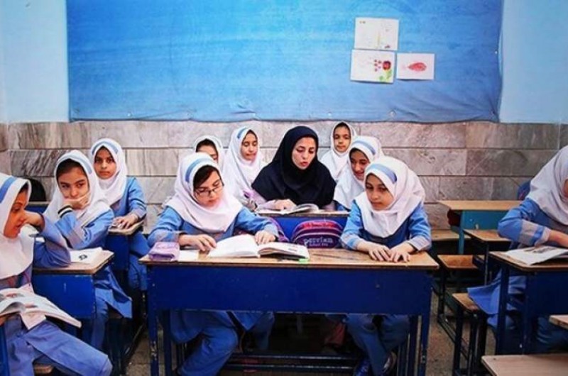 مدیران مدارس مطالبات خود را پیگیری کنند