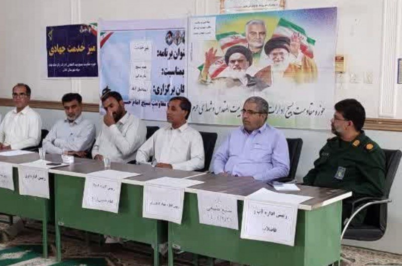 میزهای خدمت جهادی در خاش برگزار شد