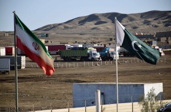 آغاز بکار رسمی طرح کولبری قانونی در بازارچه مرزی میرجاوه