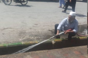 پاک‌سازی کامل خیابان مراد ریگی پس از ذبح دام‌ها