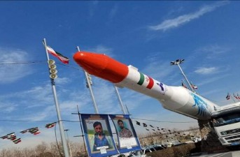 ایران حملات را با تقریباً ۲۰۰۰ موشک بالستیک آغاز کرده است