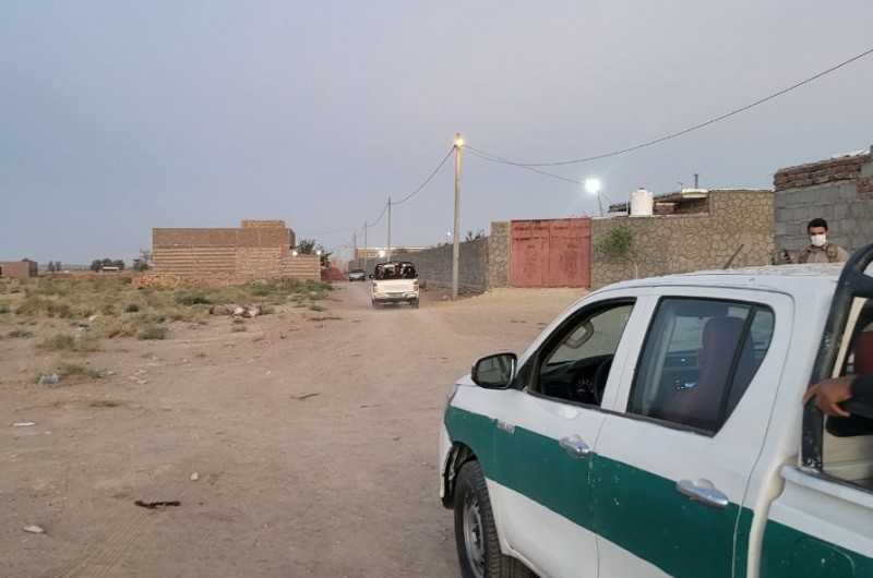 دستگیری بیش از ۱۳۰ نفز اتباع خارجی غیرمجاز در روستای اکبرآباد