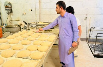 نظارت‌های بهداشتی بر نانوایی‌های خاش ادامه دارد
