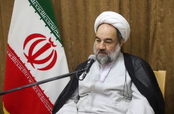 وفاق ملی نباید قربانی سیاست‌ورزی شود
