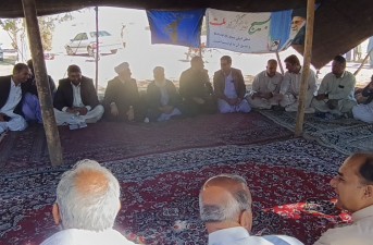 جشنواره فرهنگی روستاییان و عشایر در خاش برگزار شد  <img src="/images/picture_icon.gif" width="16" height="13" border="0" align="top">