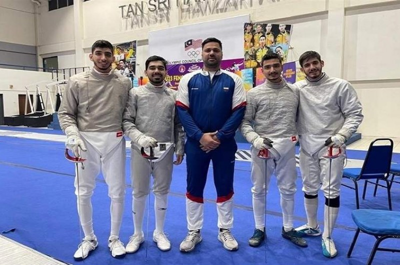 شمشیربازان جوان ایران روی سکوی آسیا