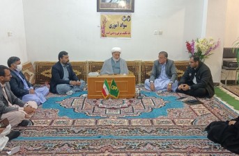 دیدار مدیر آموزش پرورش و رئیس نهضت سوادآموزی باامام‌جمعه خاش