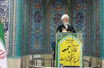 امام‌جمعه خاش بر آمادگی در برابر بحران‌ها و بهره‌گیری از فرصت‌ها تأکید کرد