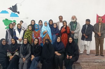 شکوفایی تئاتر دانش‌آموزی خاش و  راهیابی به استان