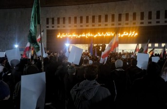 راهپیمایی شبانه مردم قم علیه اغتشاشگران