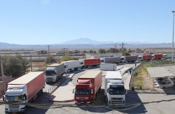 سیستان‌وبلوچستان، گره‌گشای تأمین کالاهای اساسی در کشور