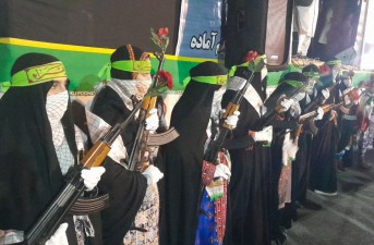خروش مرزداران خاش در حمایت از نیروهای مسلح و رهبر انقلاب؛  <img src="/images/picture_icon.gif" width="16" height="13" border="0" align="top">